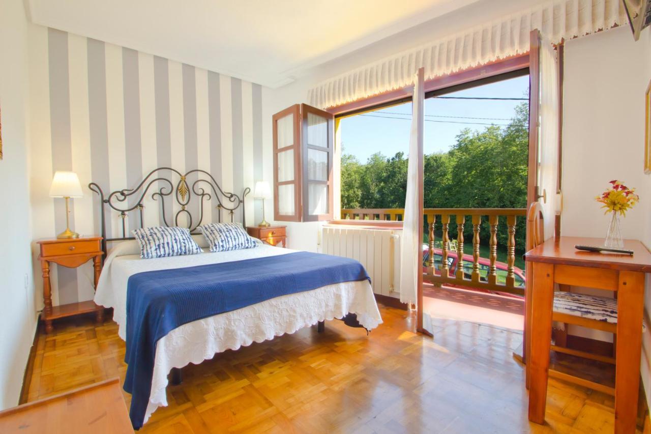 Hospedaje Maria Jesus Σαντιγιάνα ντελ Μαρ Εξωτερικό φωτογραφία